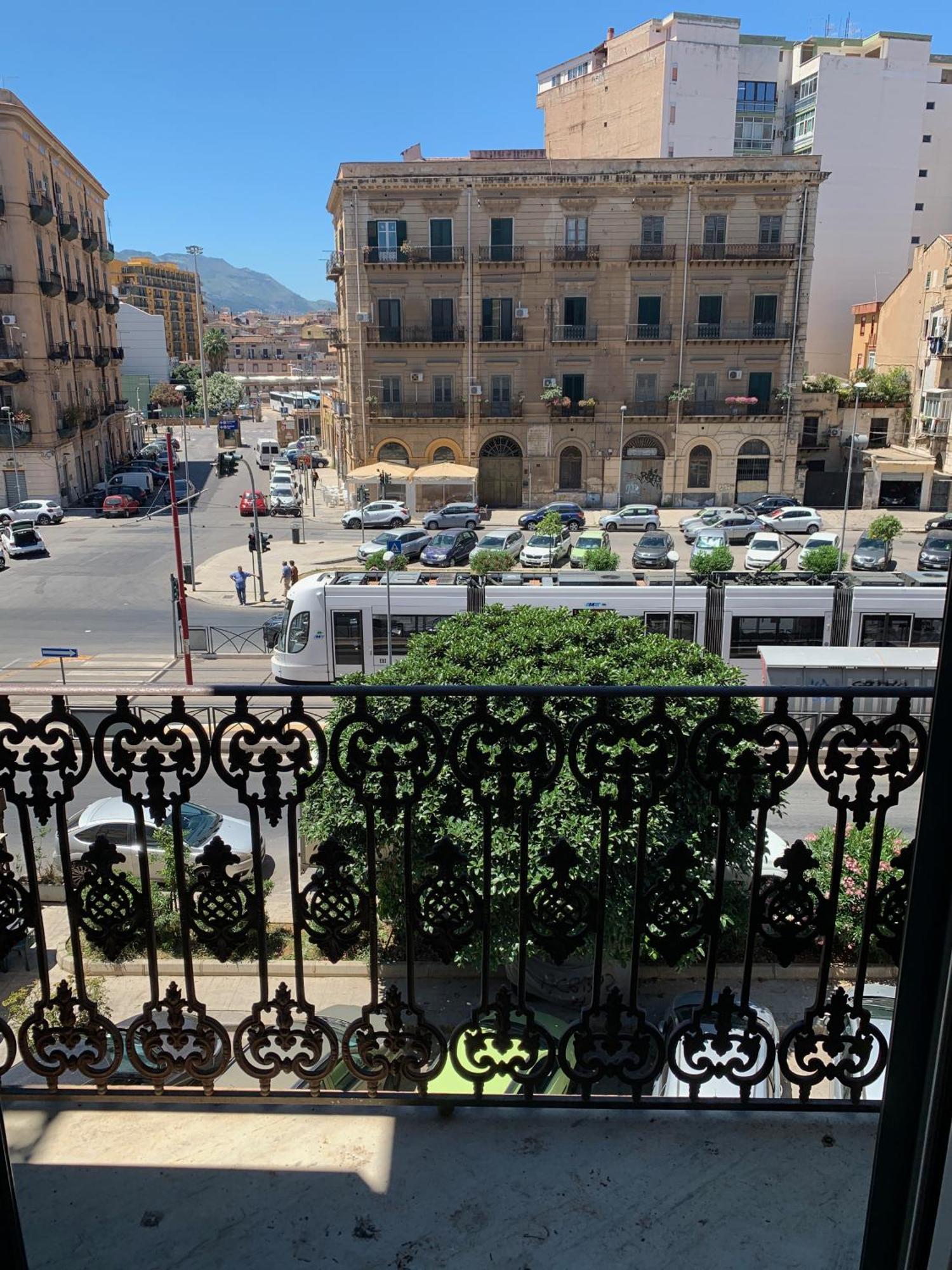 Central Station Palermo Exterior photo